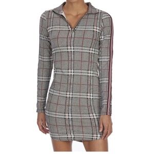 Women’s Eye Candy Plaid Zippered Mock Neck Long Sleeve Shirttail Dress